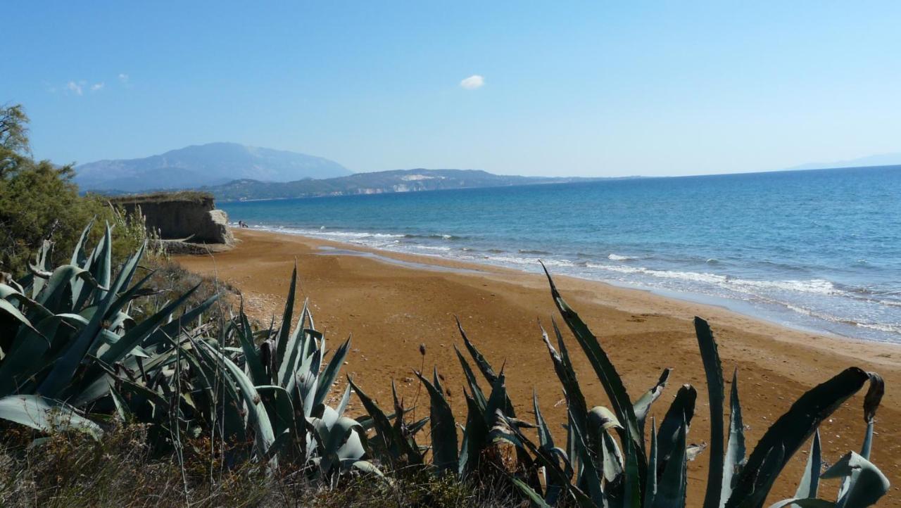 Villa Emmanouela Xi Beach Exteriör bild