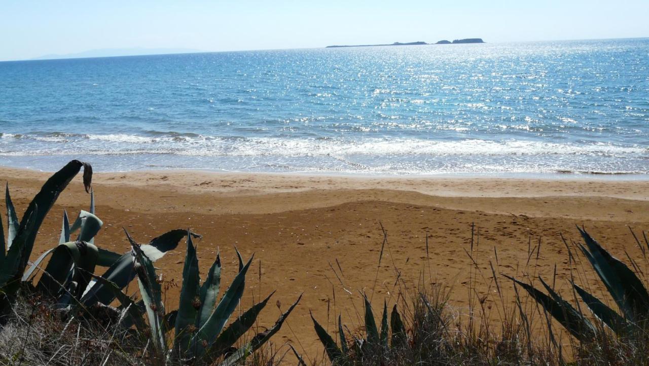 Villa Emmanouela Xi Beach Exteriör bild